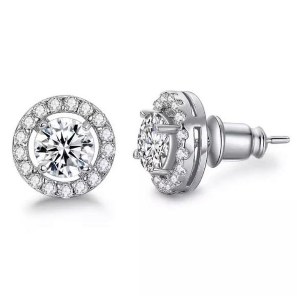 Luxury White Zircon Sterling Silver Stud Earrings - Picture 4 of 4